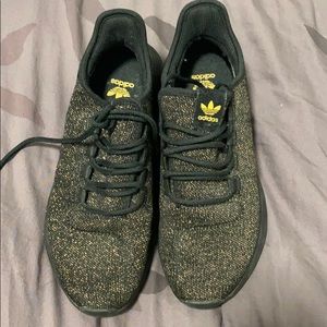 Adidas Tubular Female